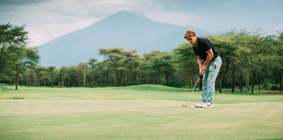 Golfing Tanzania day tour